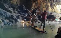 Pai Day Tour 05: Full Day in Pai and Lod Cave travel program by Unix Peak Travel