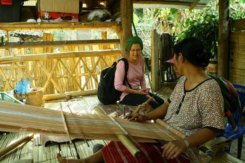 Mae Hong Son Trek10: 2-Day Trek at Ban Huay Kaew travel program by Unix Peak Travel